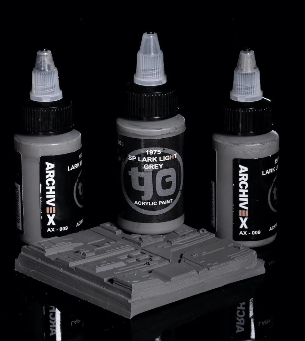 AX-009 1975 SP Lark Light Grey 30ml