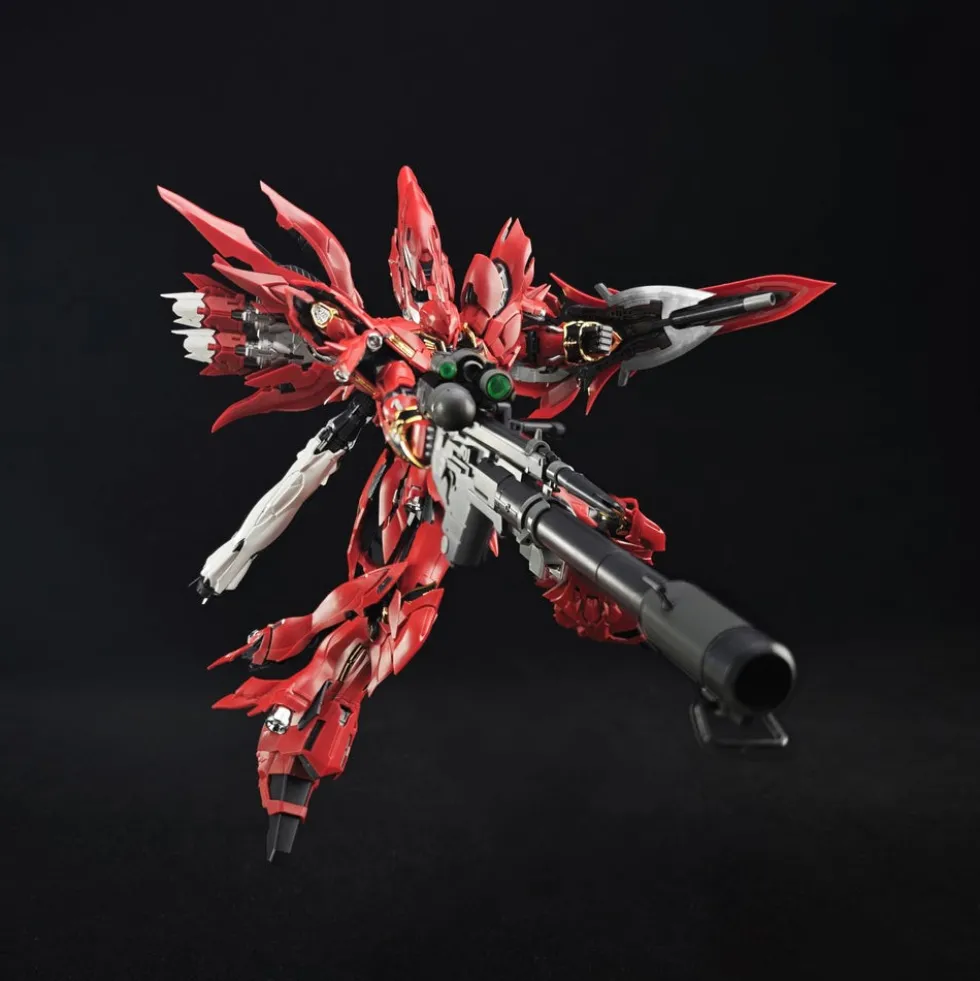 1/100 Crimson Drei