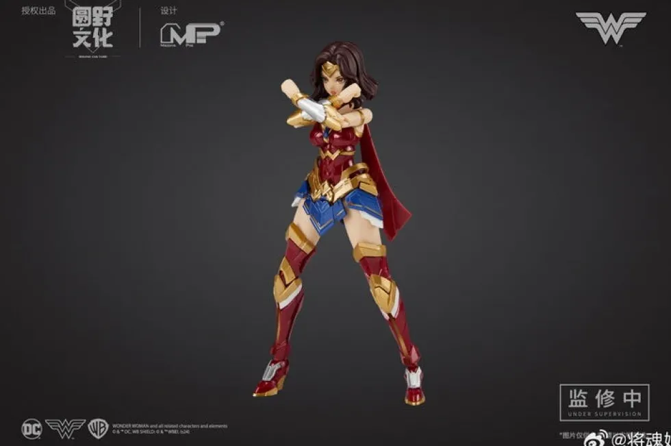 DC-01 Wonder Woman (Classic Battle Suit & Golden Eagle Armor)