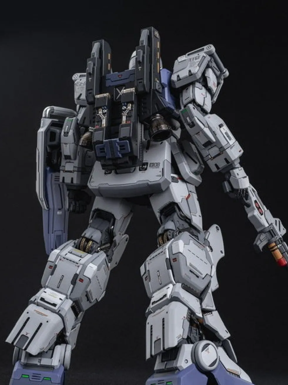 GMD 1/60 Gundam EZ-8 GK