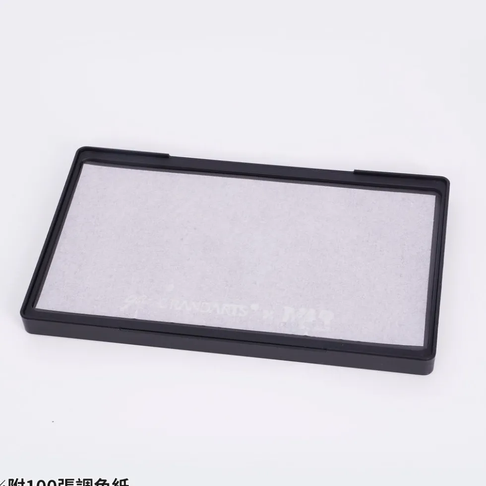 GrandArts x Madworks Wet Palette