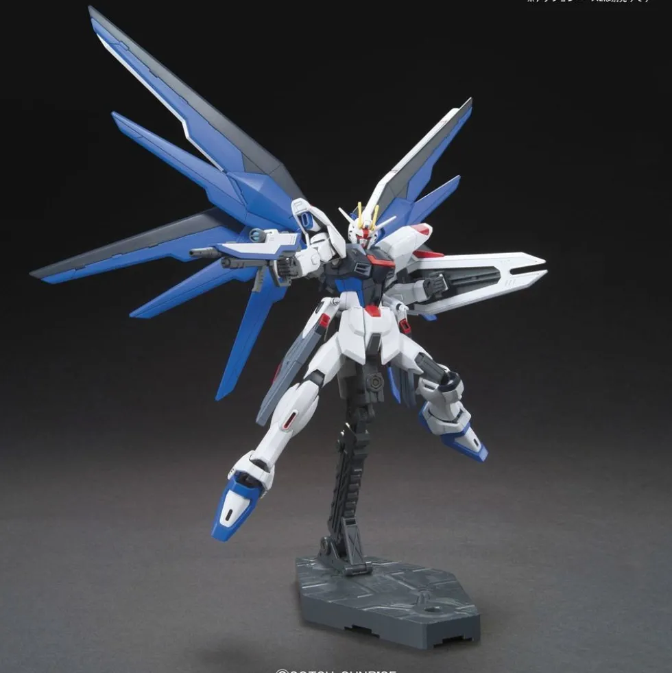 HGCE 192 ZGMF-X10A Freedom Gundam (Revive)