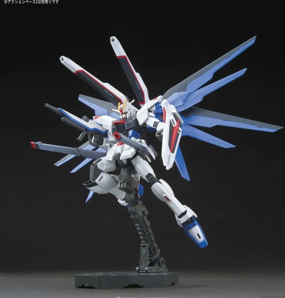 HGCE 192 ZGMF-X10A Freedom Gundam (Revive)