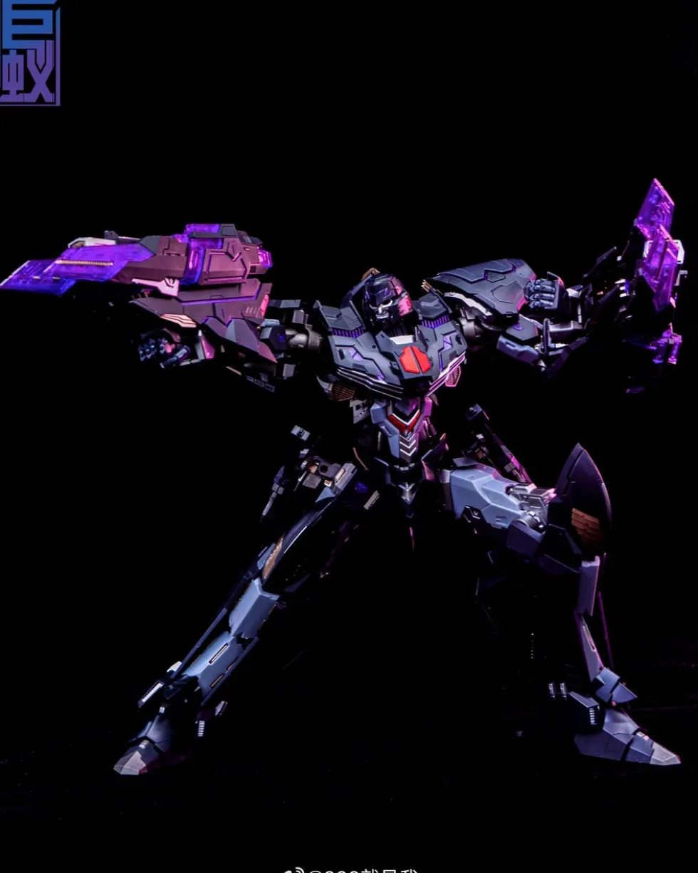 IDW Megatron