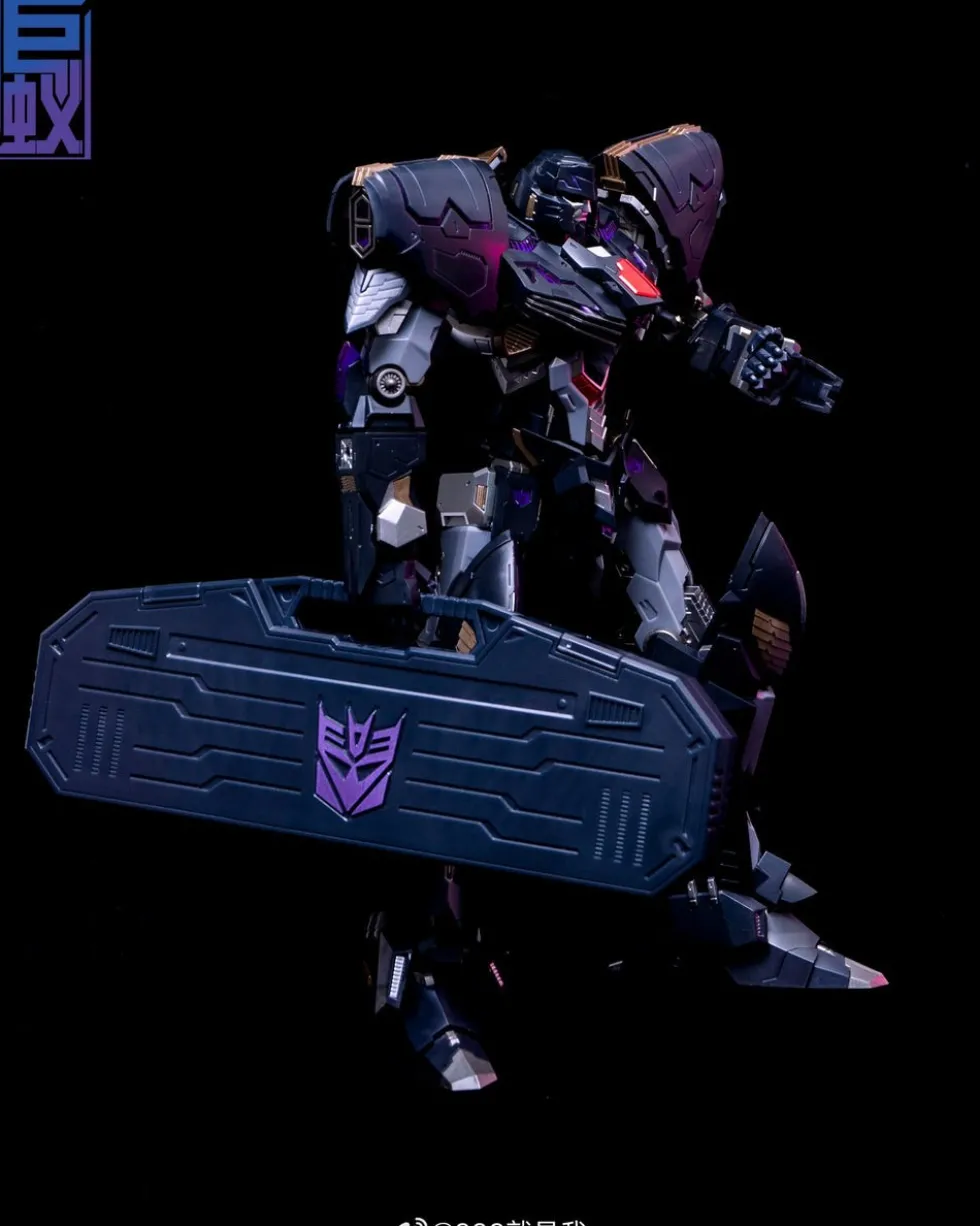 IDW Megatron