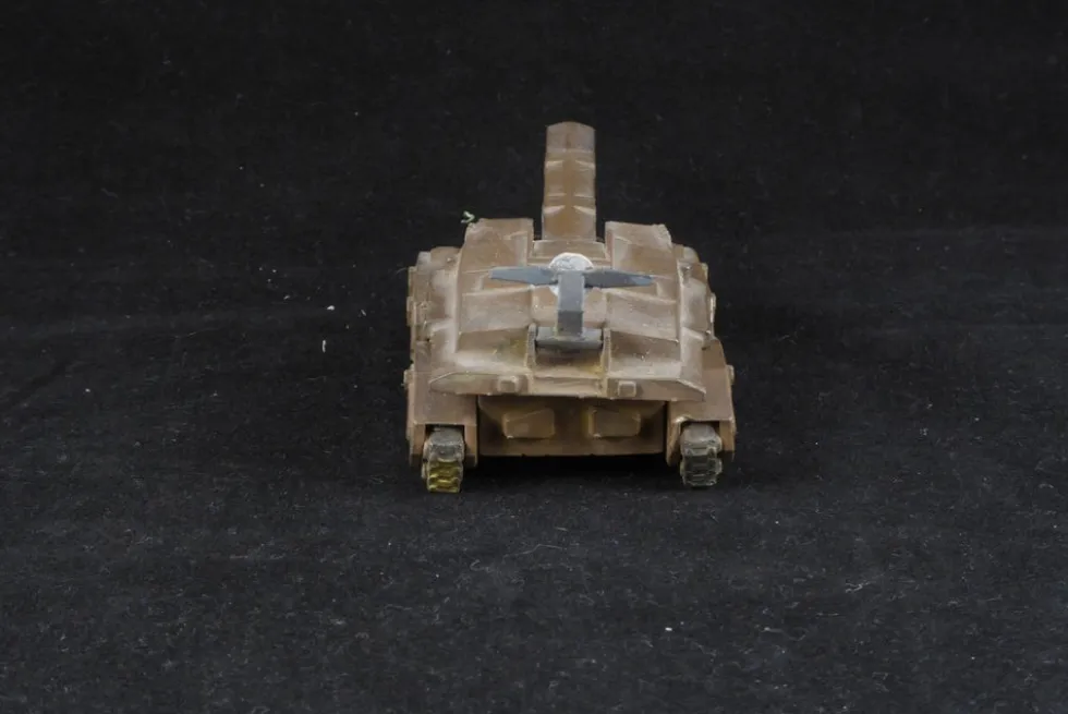 1/144 Linear Tank