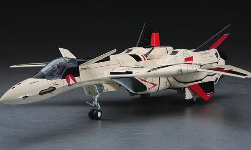 1/48 Macross Plus MC01 YF-19