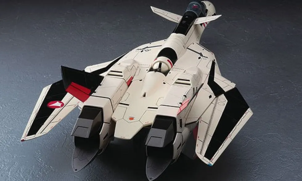 1/48 Macross Plus MC01 YF-19