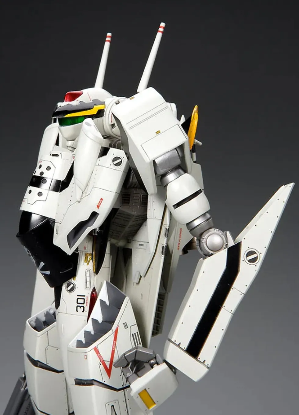 1/72 Macross Zero VF-0A/S Battroid