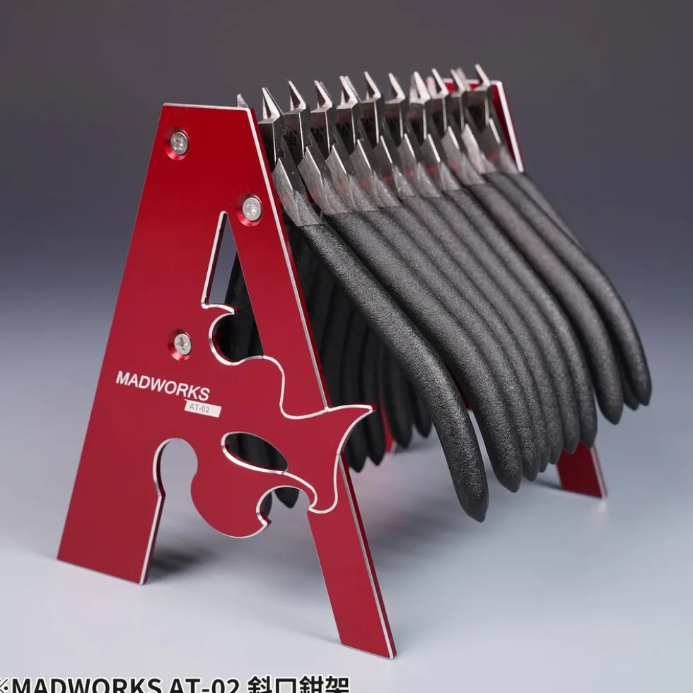 Mad Nippers Stand - AT-01 Silver