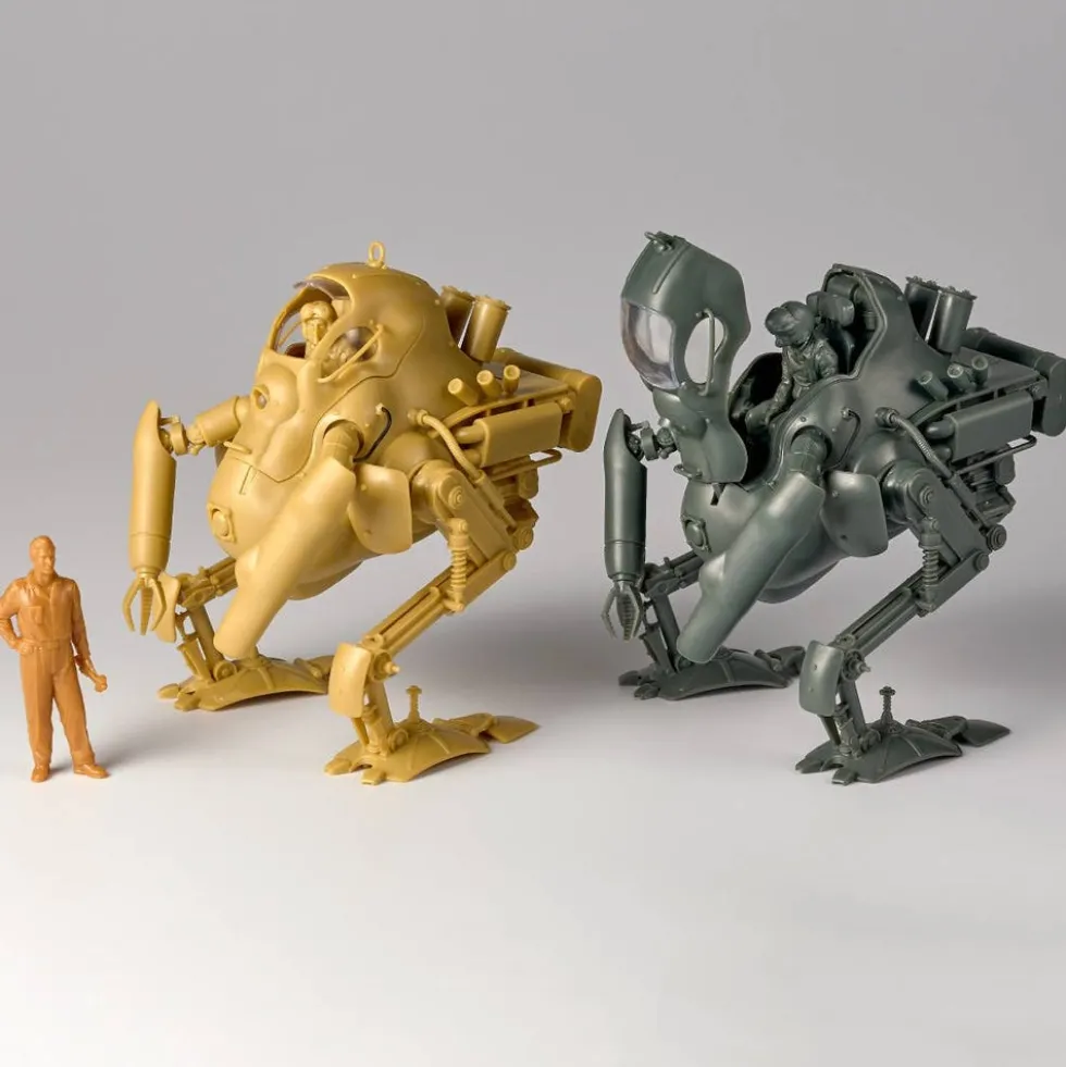Maschinen Krieger 1/35 ARTPLA P.K.A. Kangaroo & Maintenance Crew Set