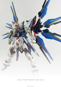MGEX Strike Freedom Gundam - [Gold HOLO]