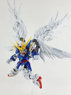 MGSD Wing Gundam Zero EW (HOLO Polygonal)