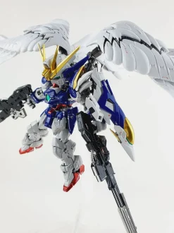 MGSD Wing Gundam Zero EW (HOLO Polygonal)