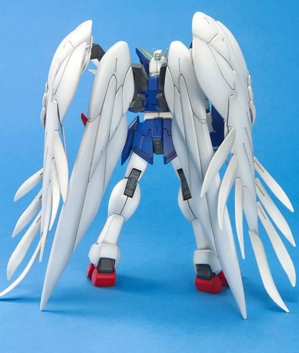 MG XXXG-00W0 Wing Gundam Zero Custom