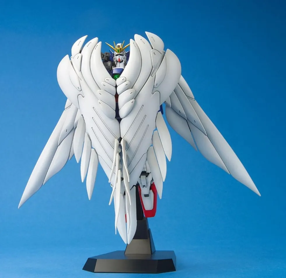 MG XXXG-00W0 Wing Gundam Zero Custom