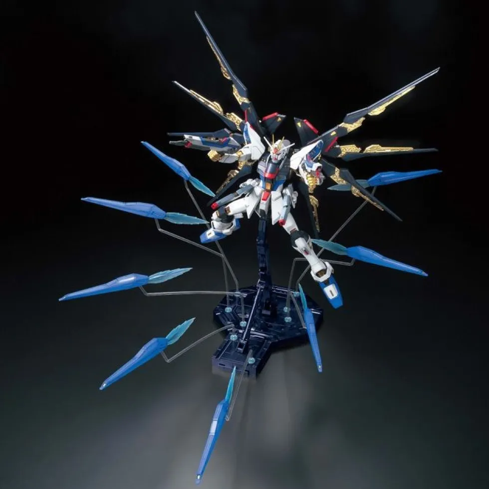 MG ZGMF-X20A Strike Freedom Gundam Full Burst Mode