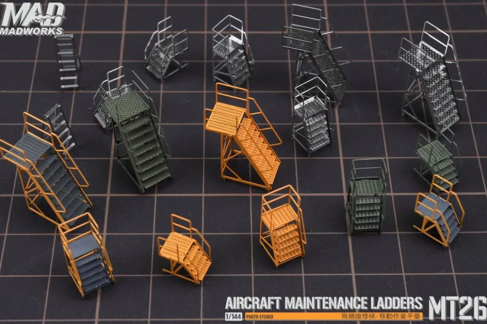 MT-26 Maintenance Ladder 1 (1/144)