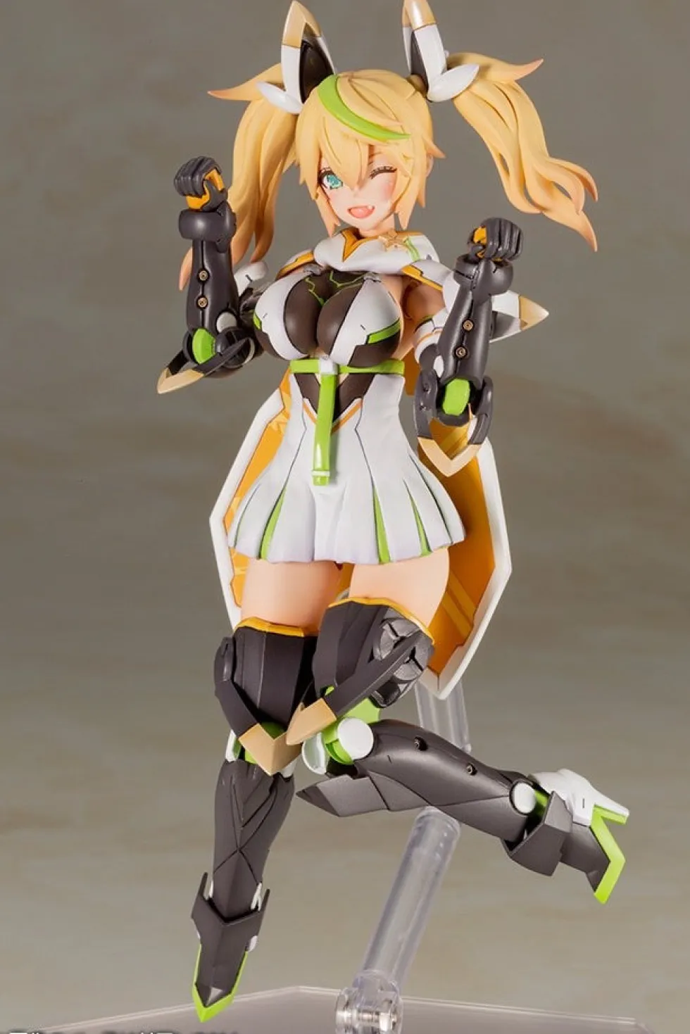 Phantasy Star Online 2 - Gene (Stella Innocent Ver.)