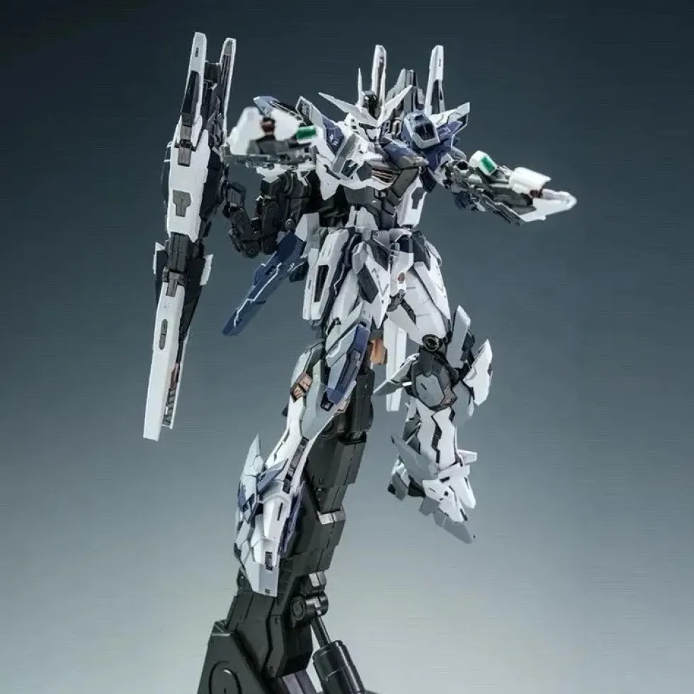 1/100 Star Eternal Emerald Star Zero Model Kit