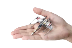Vehicle Model 002 1/144 X-Wing Star Fighter