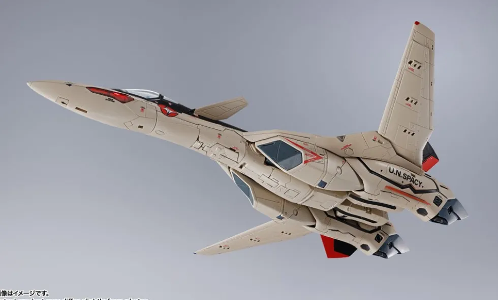 YF-19 Excalibur (Isamu Dyson) - DX Chogokin