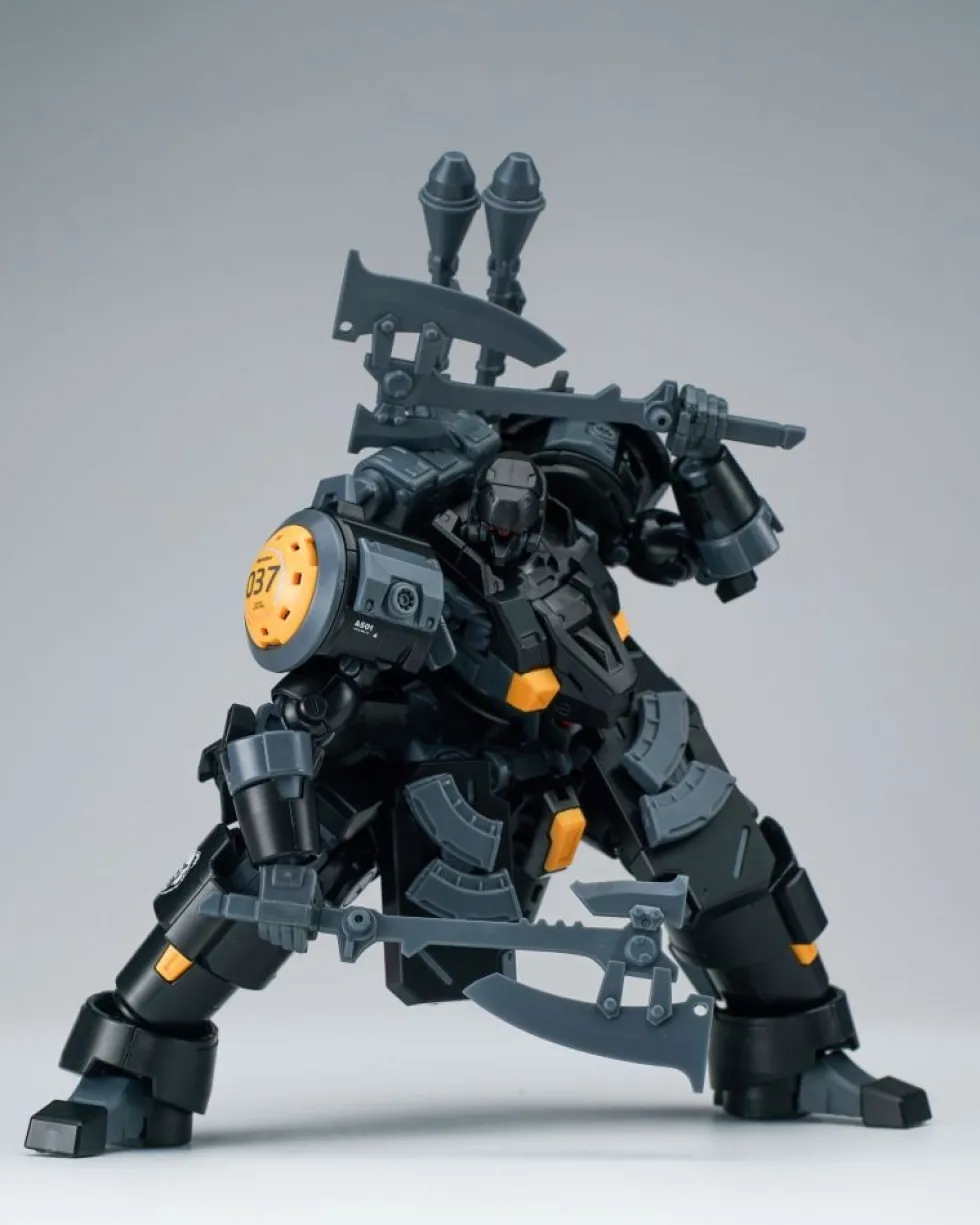 1/144 Zarov M1 (Metallic Black)